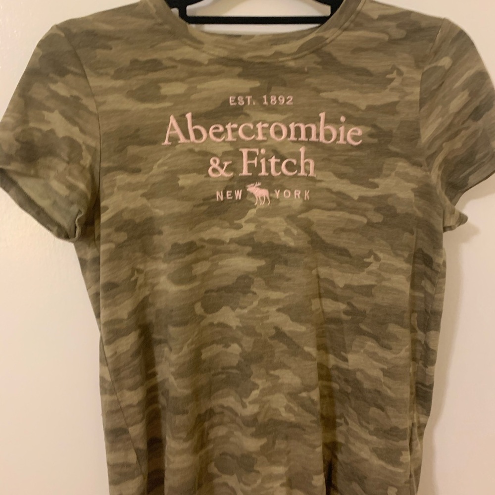 camo t-shirt